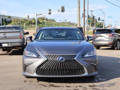 Photos of 2021 Lexus ES 300h for sale in Kansas City, MO at Jay Wolfe Honda