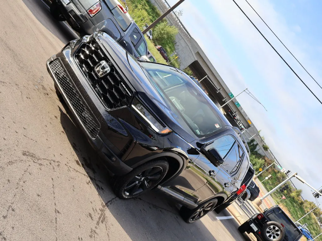 Honda Pilot photo 3
