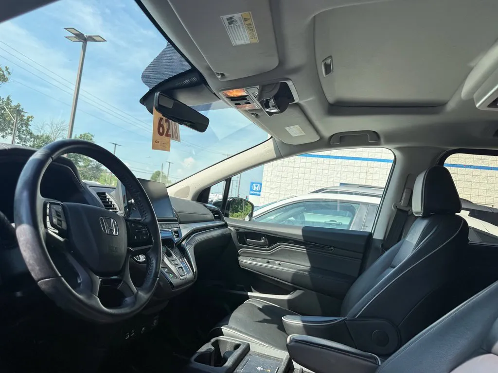 Honda Odyssey photo 10