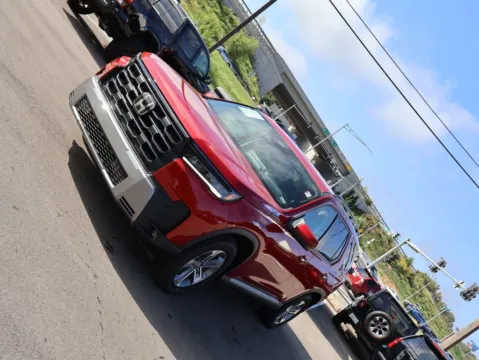 Another view of 2026 Honda Pilot EX-L for sale in Kansas City, MO at Jay Wolfe Honda