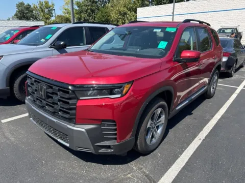 Another view of 2026 Honda Pilot EX-L for sale in Kansas City, MO at Jay Wolfe Honda
