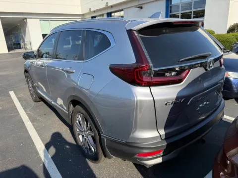More photos of 2022 Honda CR-V Touring at Jay Wolfe Honda, MO