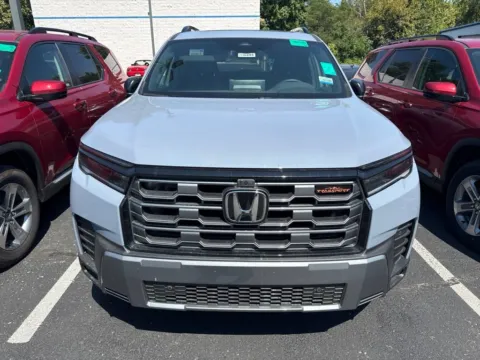 Photos of 2026 Honda Pilot TrailSport for sale in Kansas City, MO at Jay Wolfe Honda