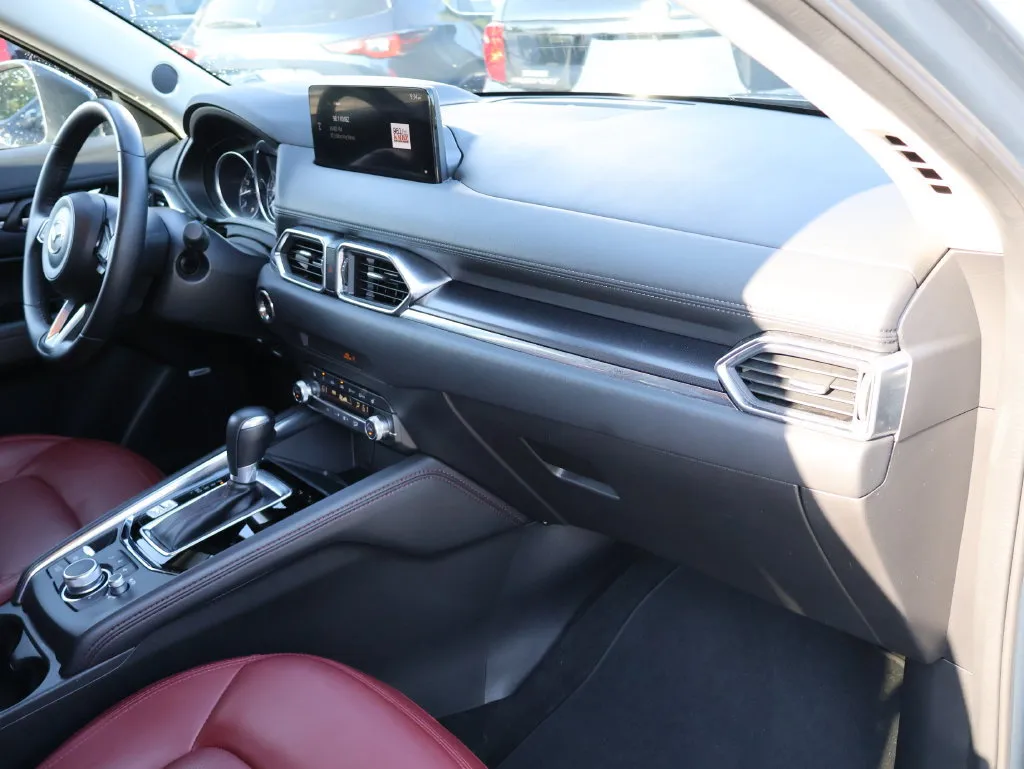 Mazda CX-5 photo 9