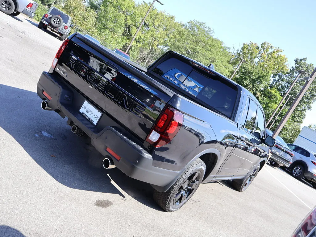Honda Ridgeline photo 7
