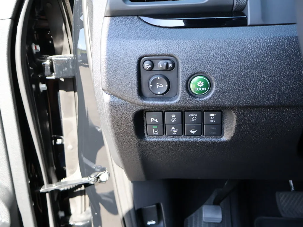 Honda Ridgeline photo 30