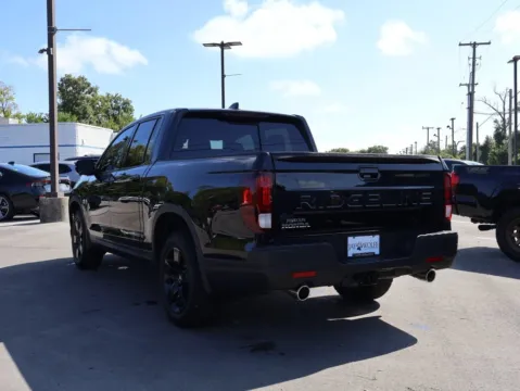 More photos of 2025 Honda Ridgeline Black Edition at Jay Wolfe Honda, MO