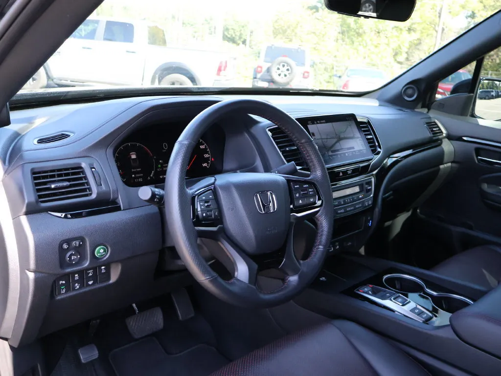 Honda Ridgeline photo 16