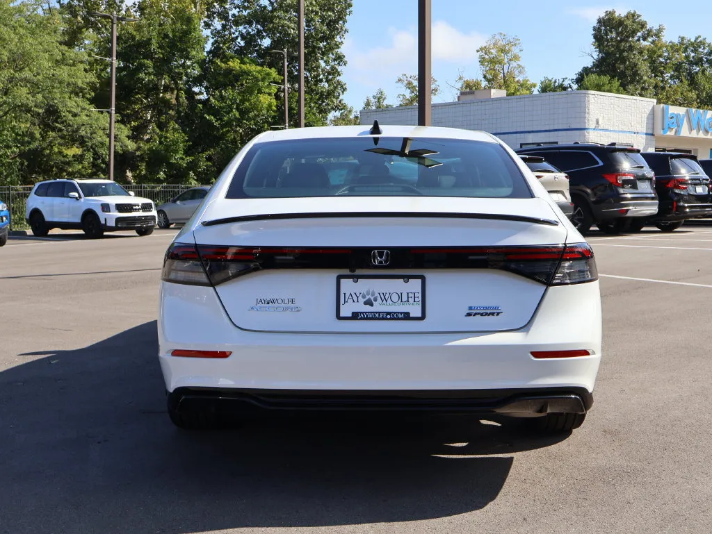 Honda Accord photo 6