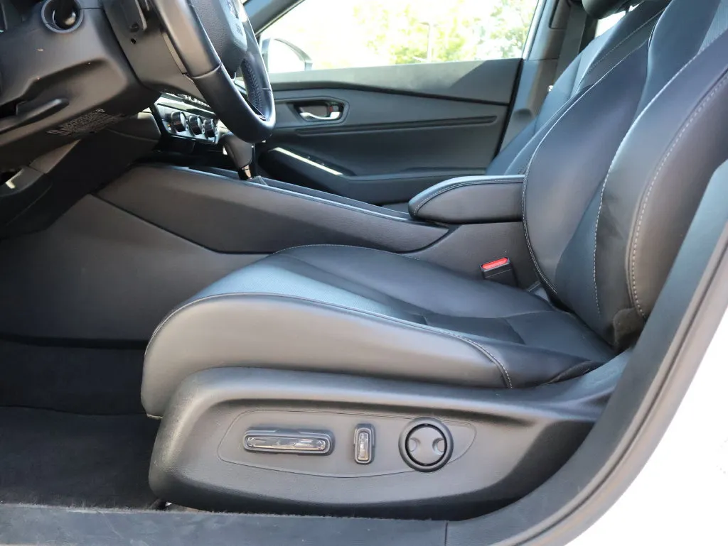 Honda Accord photo 29