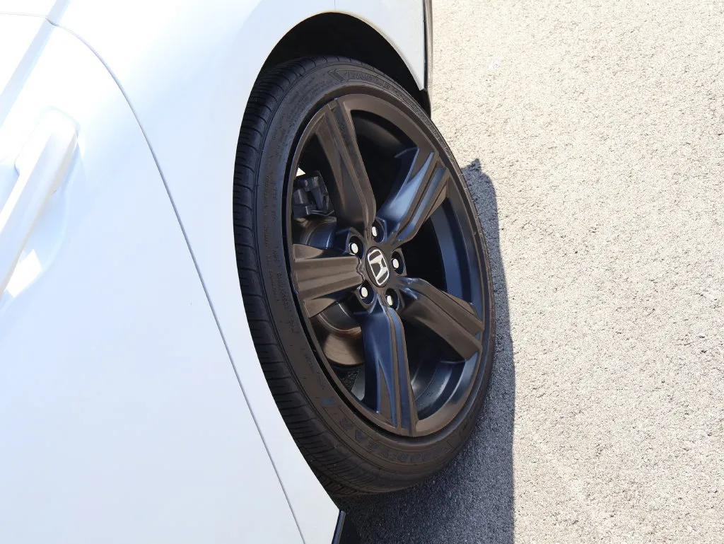 Honda Accord photo 31