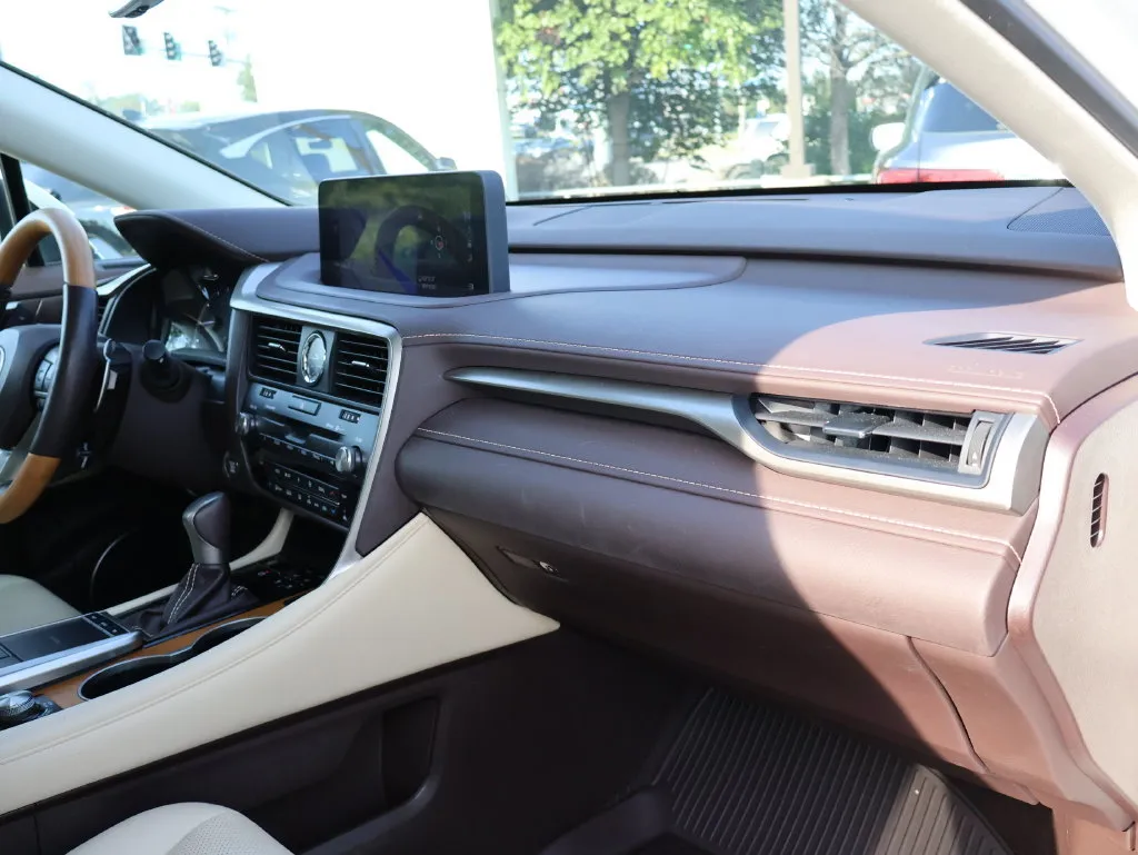 Lexus RX photo 9