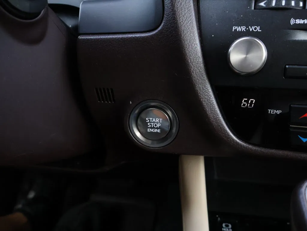 Lexus RX photo 28