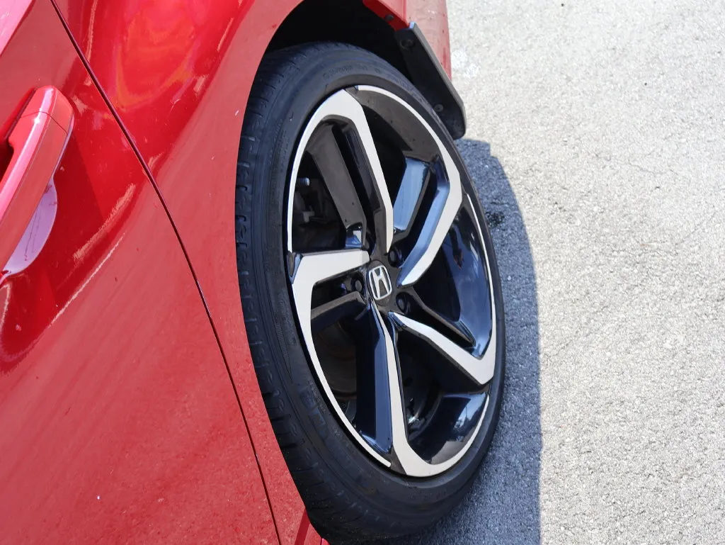 Honda Accord photo 31