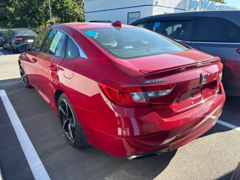 More photos of 2018 Honda Accord Sedan Sport 1.5T at Jay Wolfe Honda, MO