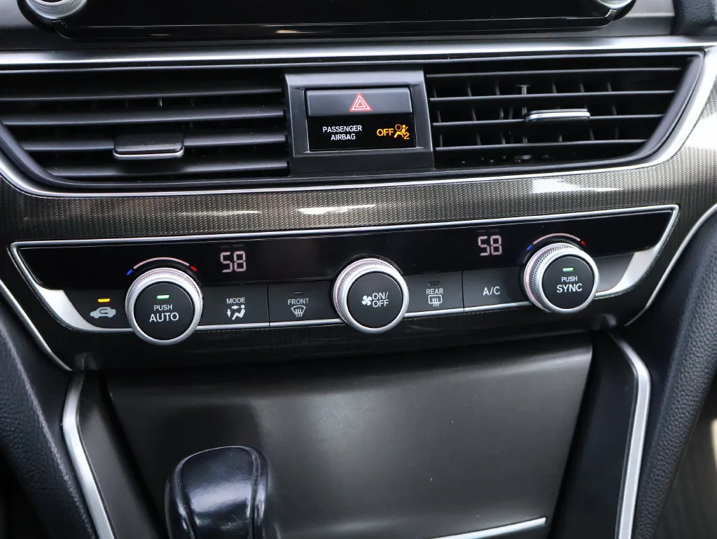 Honda Accord photo 21
