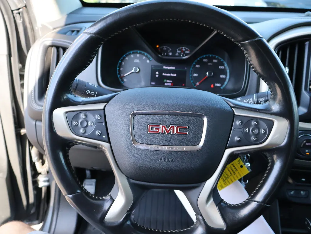 GMC Canyon photo 28
