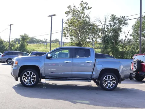 More photos of 2021 GMC Canyon 4WD Denali at Jay Wolfe Honda, MO