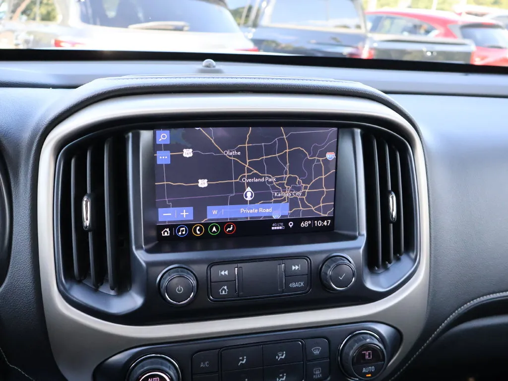 GMC Canyon photo 19