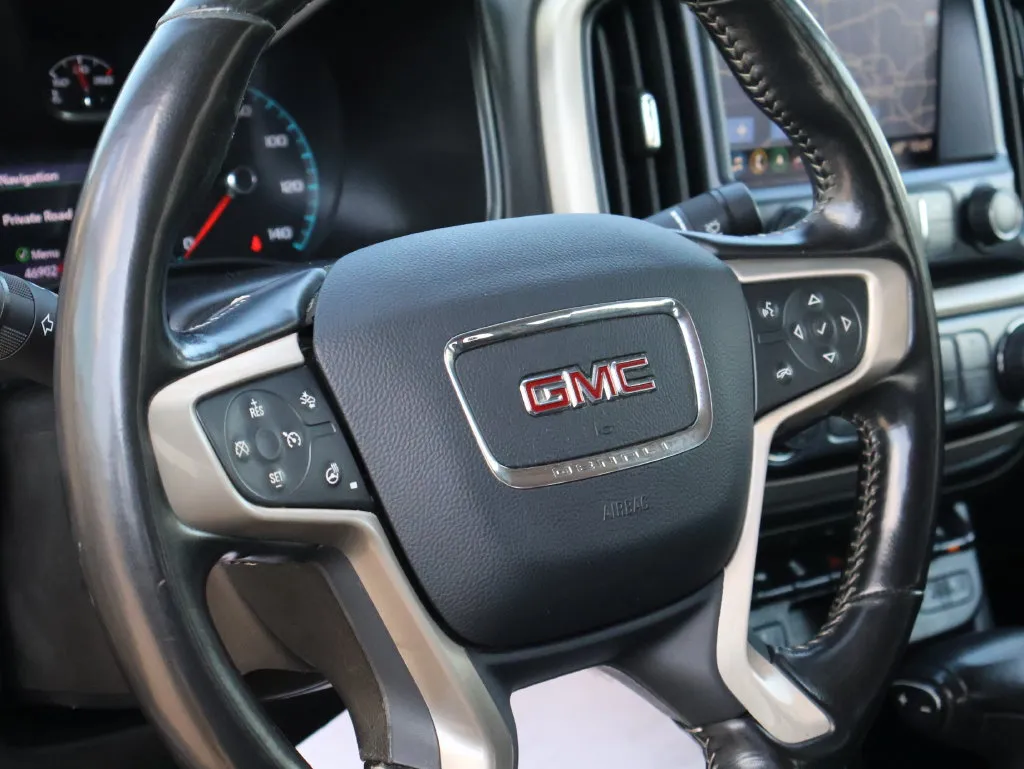 GMC Canyon photo 17