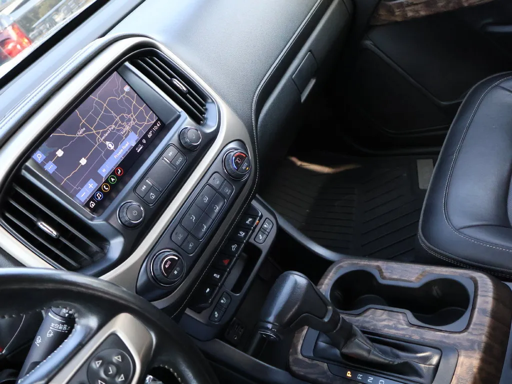 GMC Canyon photo 18