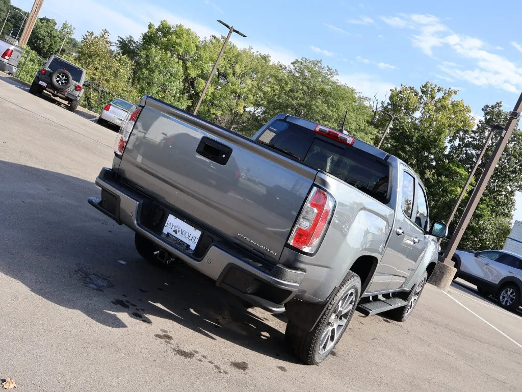 GMC Canyon photo 7