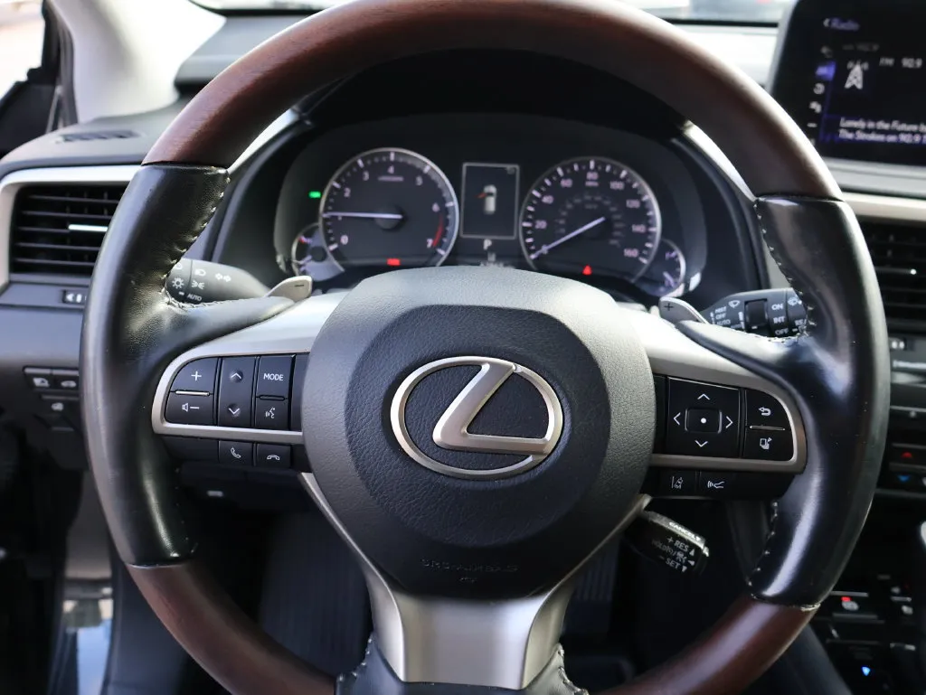 Lexus RX photo 31