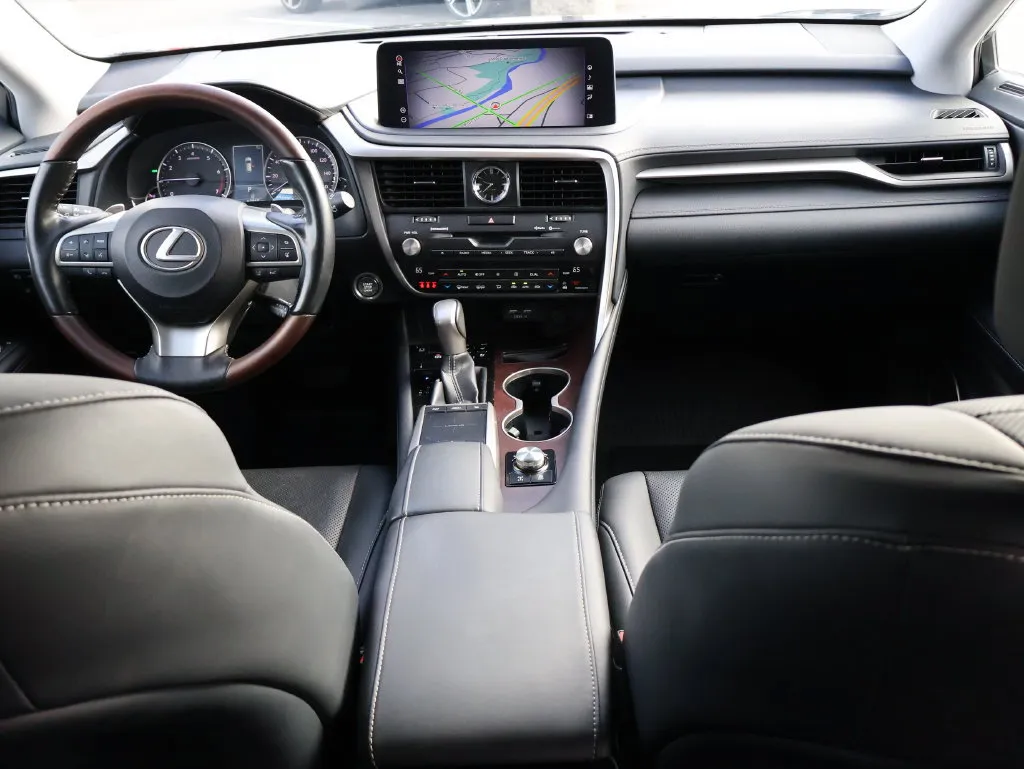 Lexus RX photo 13