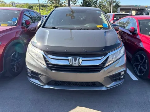 Photos of 2020 Honda Odyssey EX-L for sale in Kansas City, MO at Jay Wolfe Honda