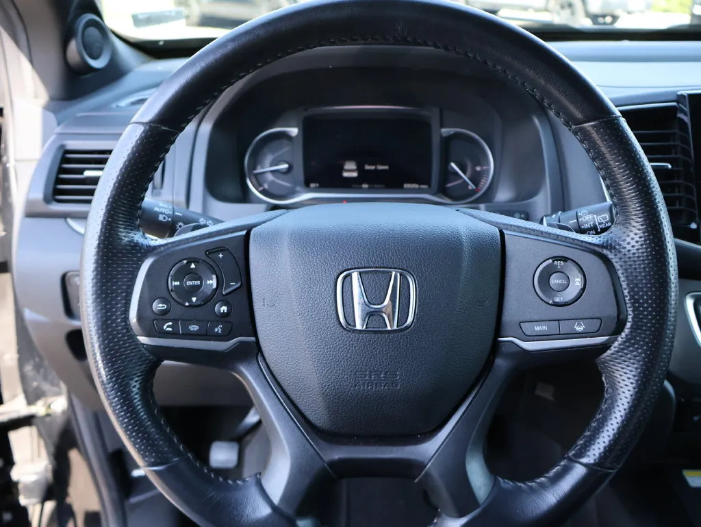 Honda Passport photo 30
