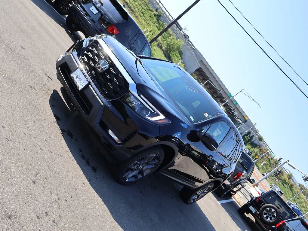 Honda Passport photo 3