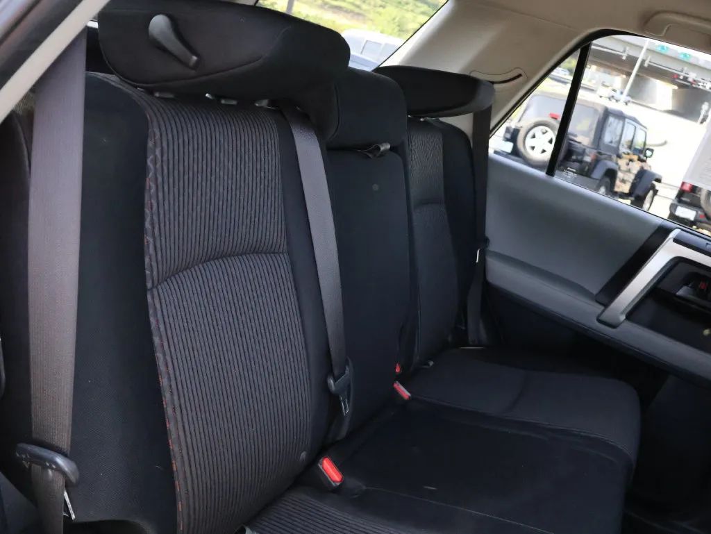 Toyota 4Runner photo 12