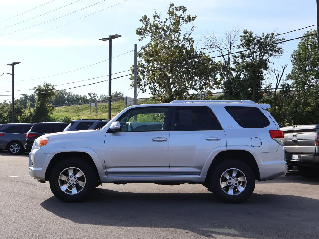 Toyota 4Runner photo 4
