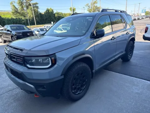 Photos of 2026 Honda Passport TrailSport Elite Blackout for sale in Kansas City, MO at Jay Wolfe Honda