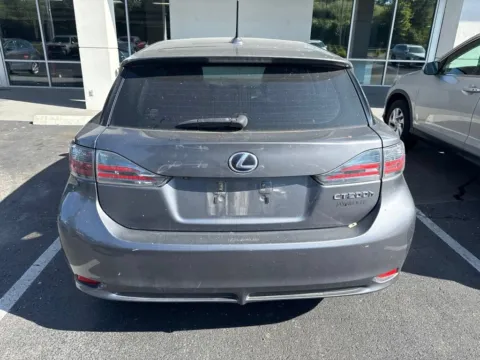 More photos of 2012 Lexus CT 200h Premium at Jay Wolfe Honda, MO