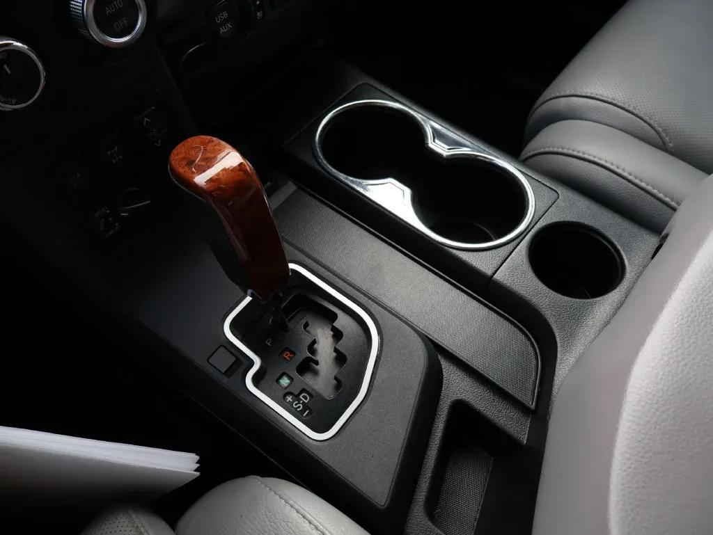 Toyota Sequoia photo 25