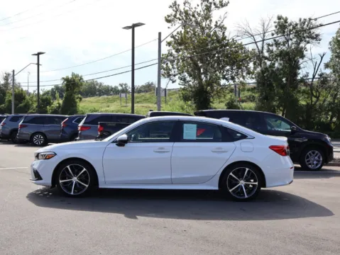More photos of 2024 Honda Civic Sedan Touring at Jay Wolfe Honda, MO