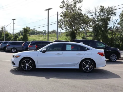 More photos of 2024 Honda Civic Sedan Touring at Jay Wolfe Honda, MO