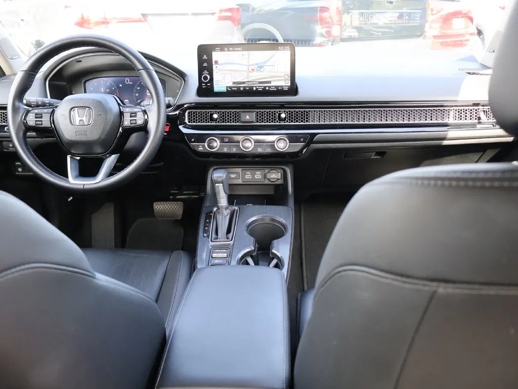 Honda Civic photo 13