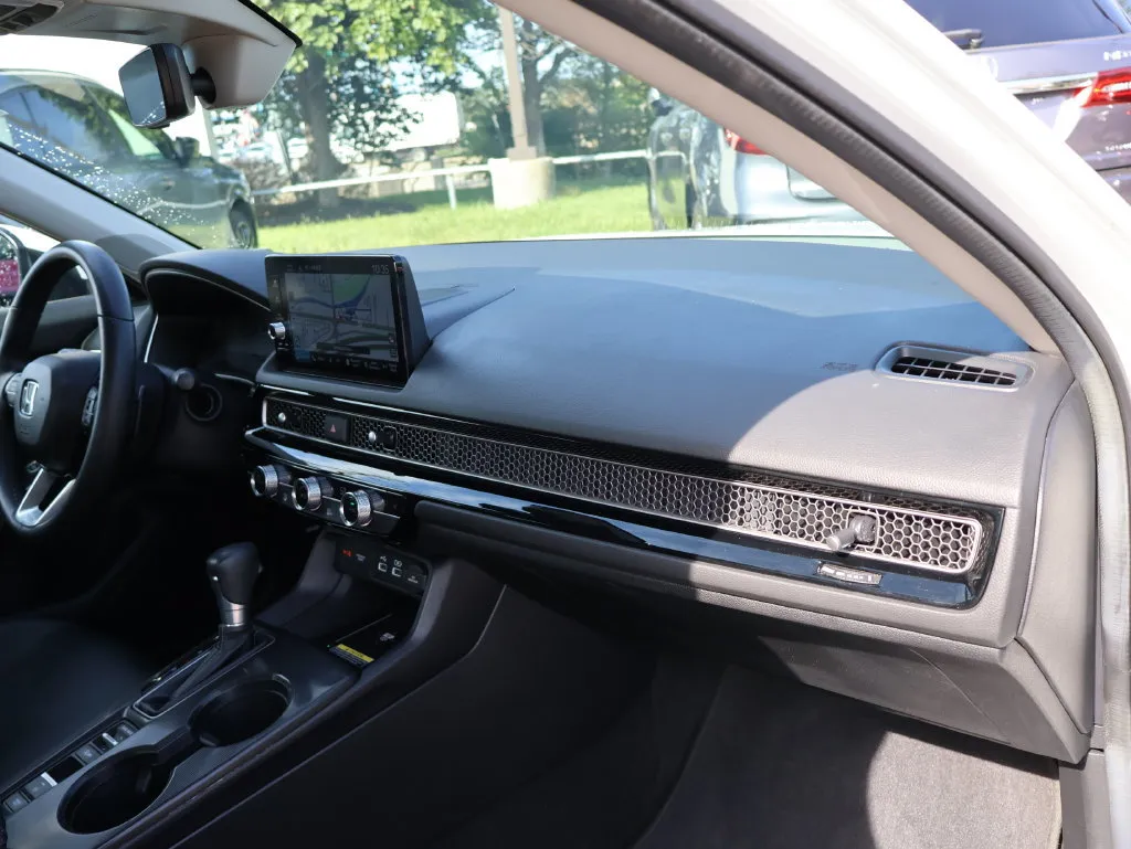 Honda Civic photo 9