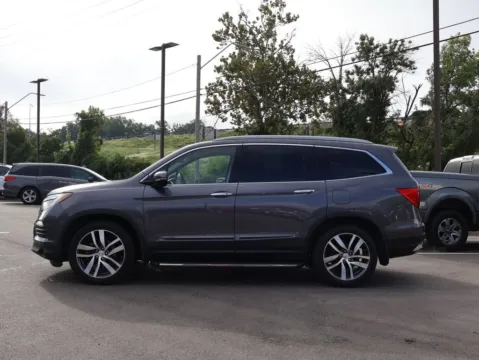 More photos of 2018 Honda Pilot Elite at Jay Wolfe Honda, MO