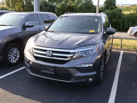 Another view of 2018 Honda Pilot Elite for sale in Kansas City, MO at Jay Wolfe Honda