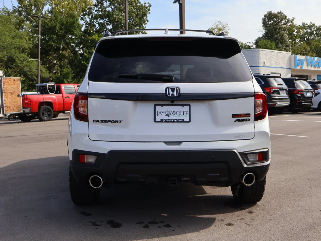 Honda Passport photo 6