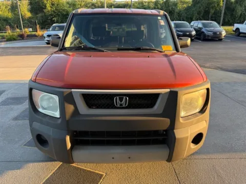Photos of 2005 Honda Element EX for sale in Kansas City, MO at Jay Wolfe Honda