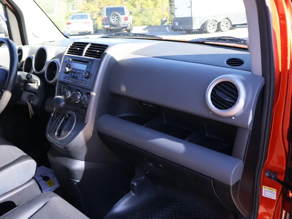 Honda Element photo 9