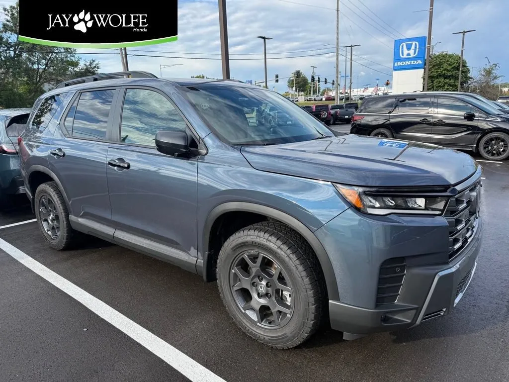 Blue 2026 Honda Pilot TrailSport for sale in Kansas City, MO