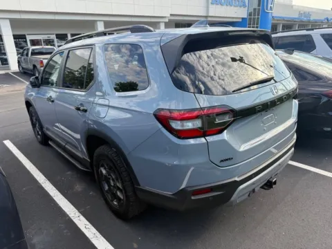 More photos of 2025 Honda Pilot TrailSport at Jay Wolfe Honda, MO