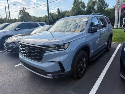 Another view of 2025 Honda Pilot TrailSport for sale in Kansas City, MO at Jay Wolfe Honda