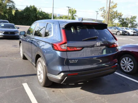 More photos of 2024 Honda CR-V EX-L at Jay Wolfe Honda, MO
