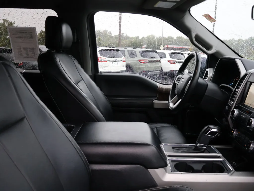 Ford F-150 photo 8